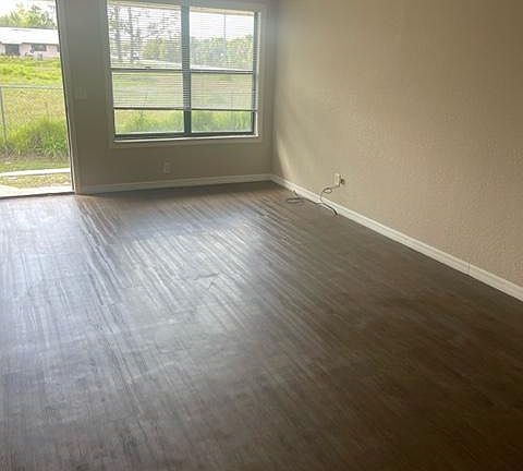 3rd image of 709 N 17th Ave APT G-4