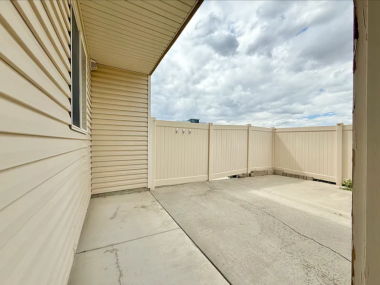 1688 W 3180th St N #G1 — Photo 30