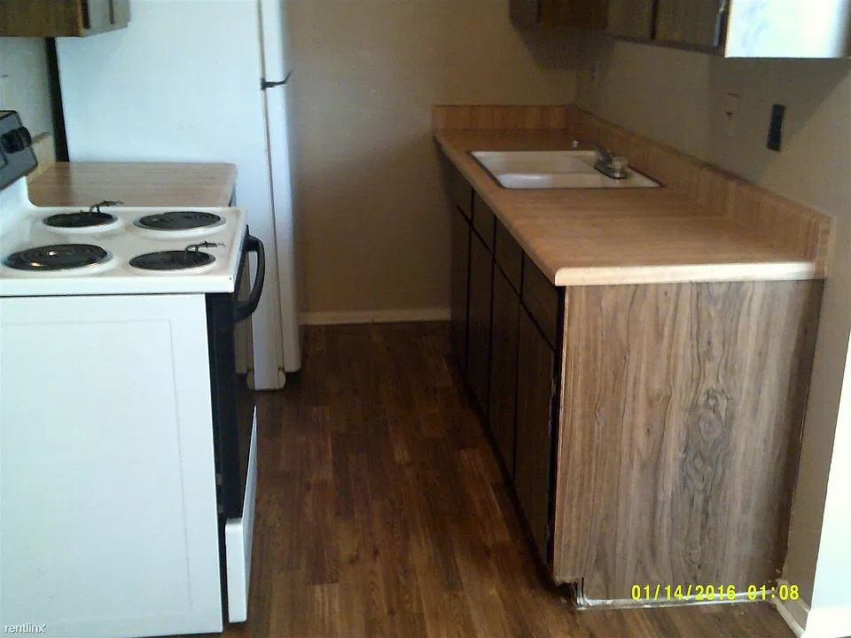 CY2815C Kitchen2
