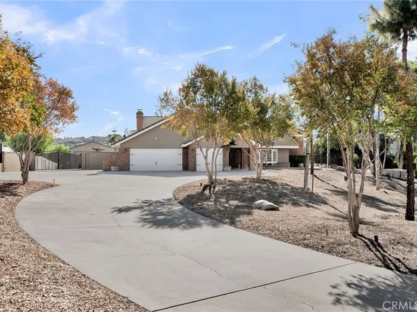 1250 Highridge St, Riverside, CA 92506