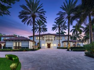 8808 Twin Lake Dr, Boca Raton, FL 33496