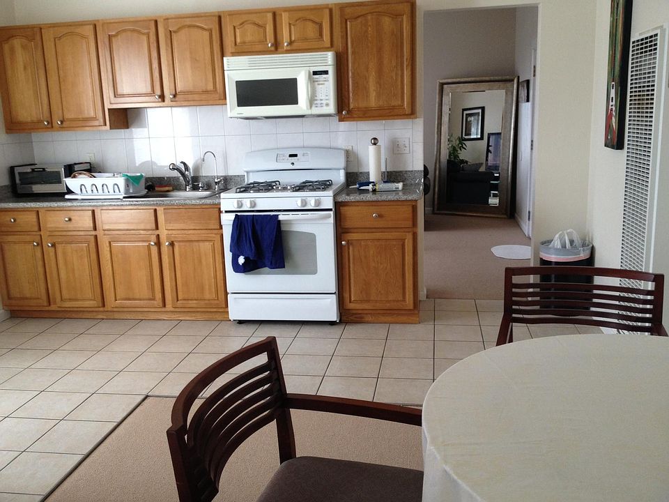 1st image of 6000 Fulton St APT 11