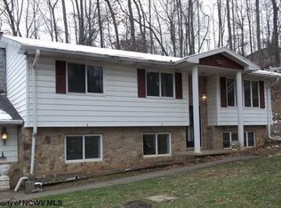 134 Turkey Run Rd, Fairmont, WV 26354