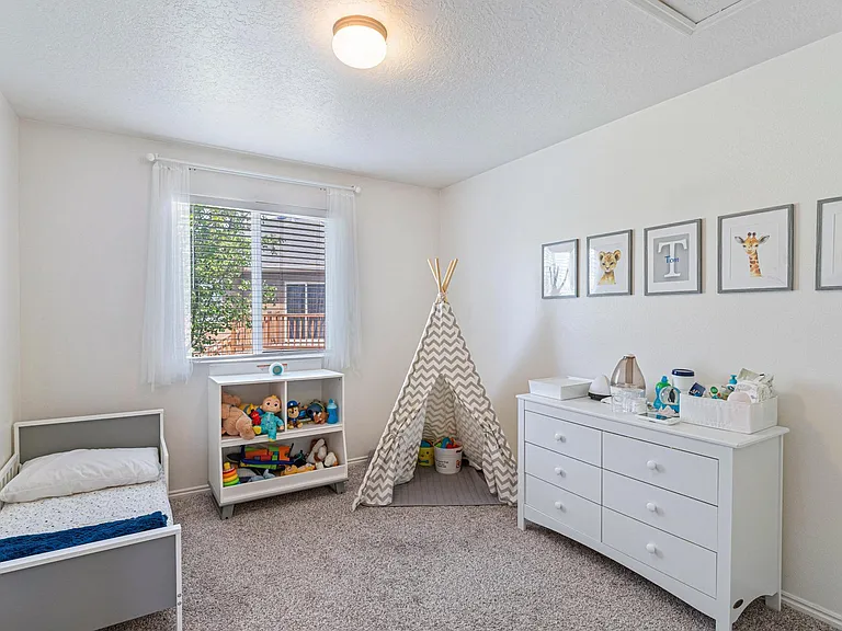 1264 W Bridlewood Loop — Photo 15