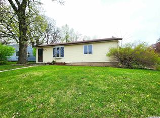 446 W O St, Forest City, IA 50436