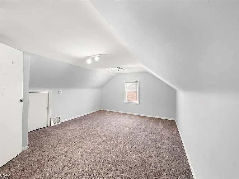 4192 W 57th St — Photo 13