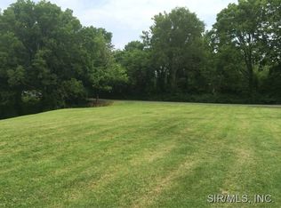 427 Saint Paul St, Columbia, IL