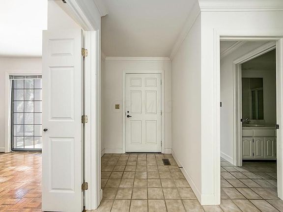 4th image of 5688 Place De La Fontary Pl