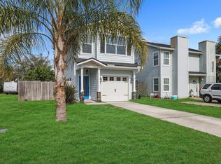 779 10th Ave S, Jacksonville Beach, FL 32250