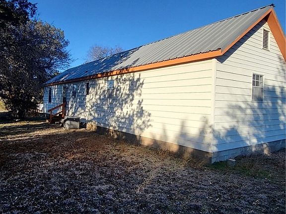 4th image of 970 County Road 3071