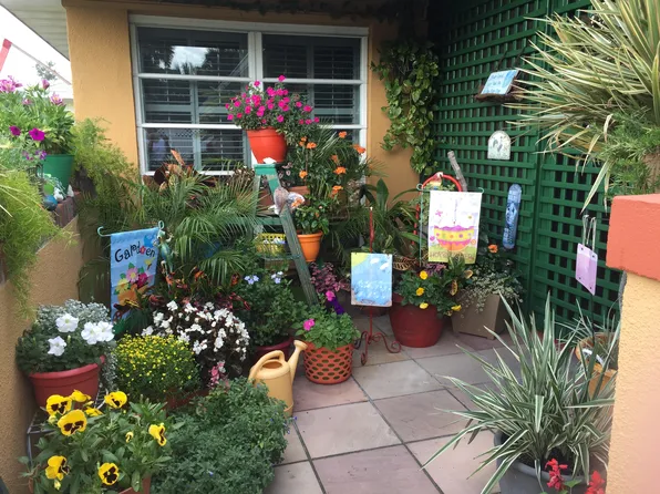 120 Rose St, Venice, FL 34293