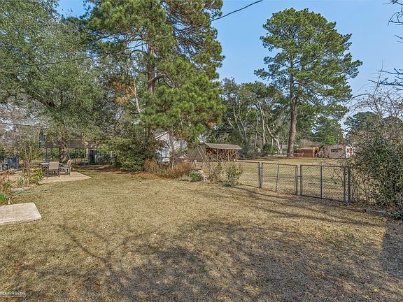 2nd image of 9355 Kingston Rd