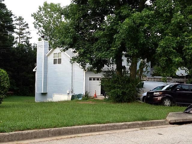 2nd image of 6367 Laurel Green Dr