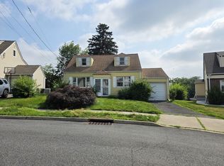 40 Highview Dr, Clifton, NJ 07013