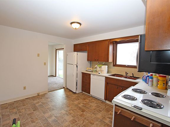 5th image of 3210/12 W Francis Ave