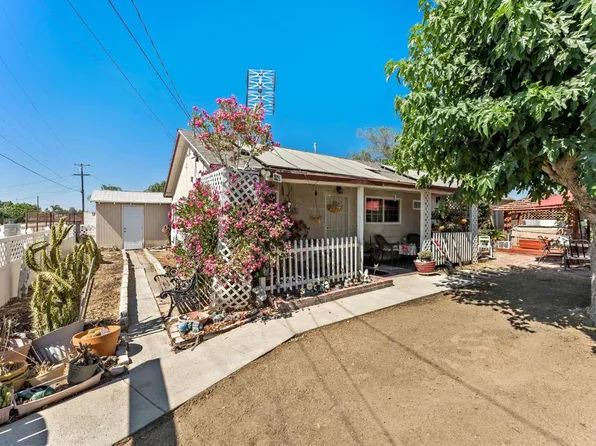 9684 S Shaft Ave, Selma, CA 93662
