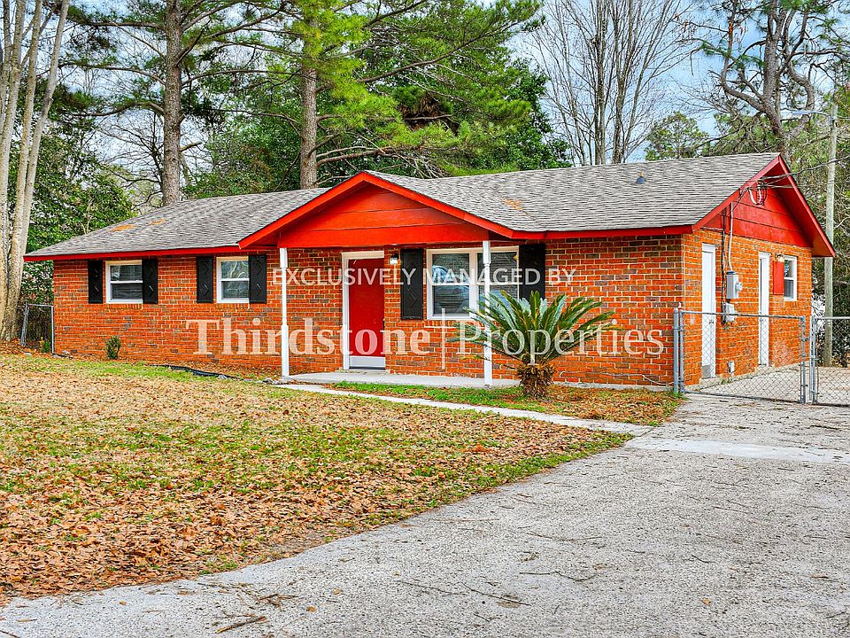 1st image of 2910 Panhandle Cir