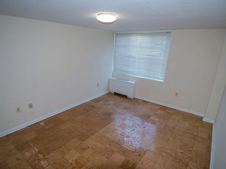 Steward Tower Apartments — Photo 62