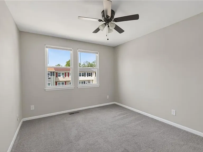 3017 Herrmann Ct — Photo 13