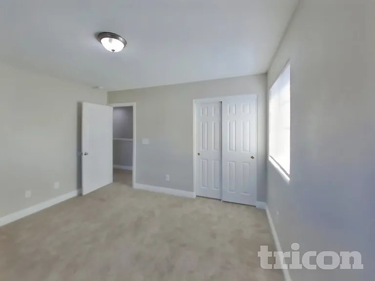 9827 Spinnaker Creek Ave — Photo 10