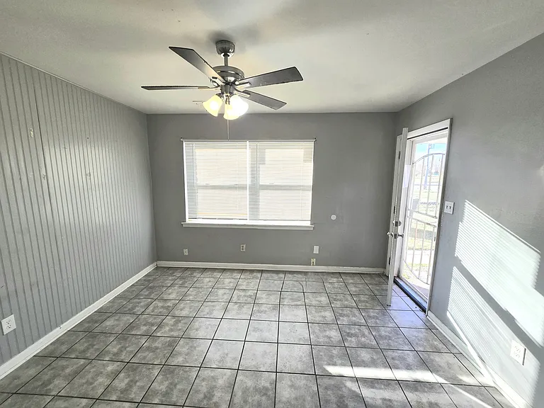 Livingroom4