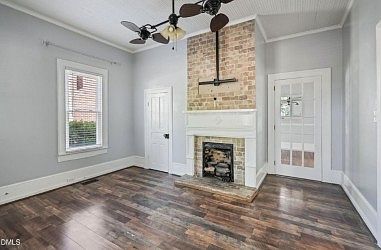 2nd image of 316 W Main St