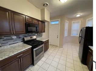 6259 W Peterson Ave #2, Chicago, IL