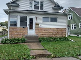 1527 37th St, Rock Island, IL
