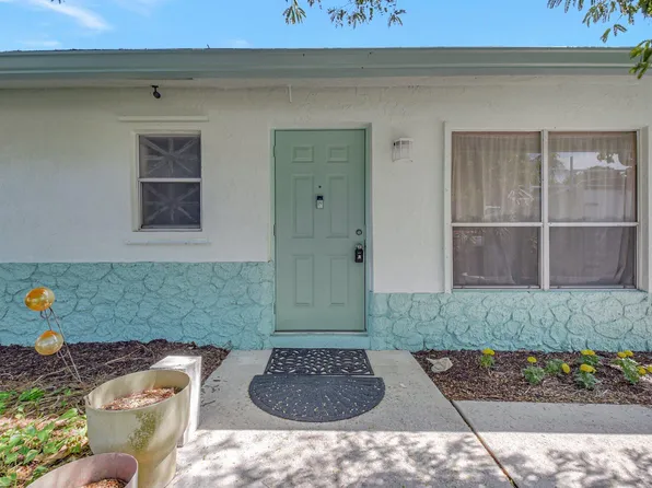 4871 Poseidon Place, Lake Worth, FL 33463