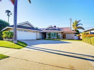2042 Calvert Ave, Costa Mesa, CA 92626