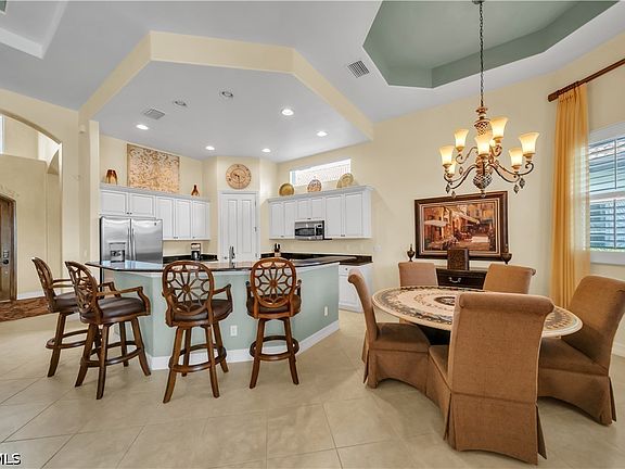5th image of 7672 Sussex Ct