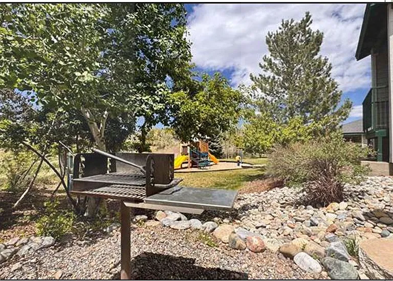 1100 Goeglein Gulch Rd #204 — Photo 17