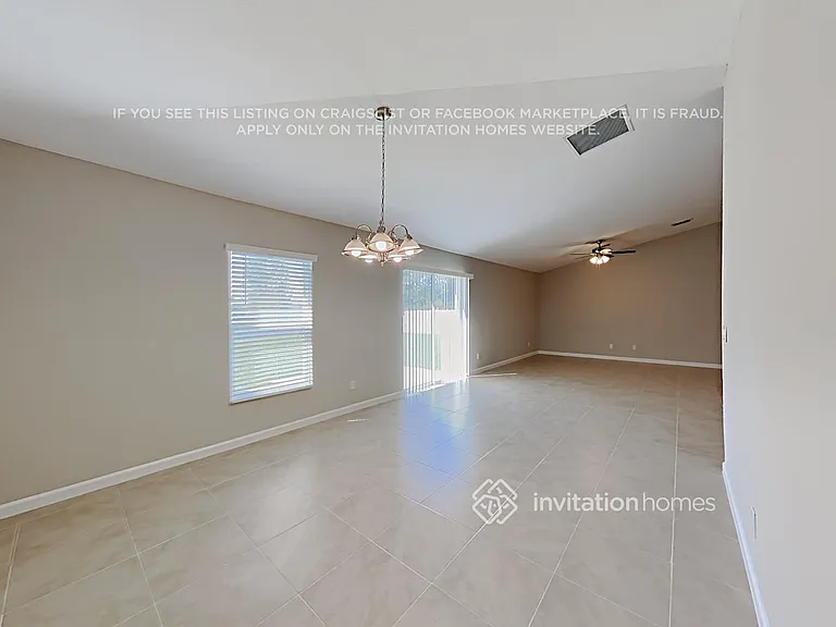 268 NW Bayshore Blvd — Photo 4