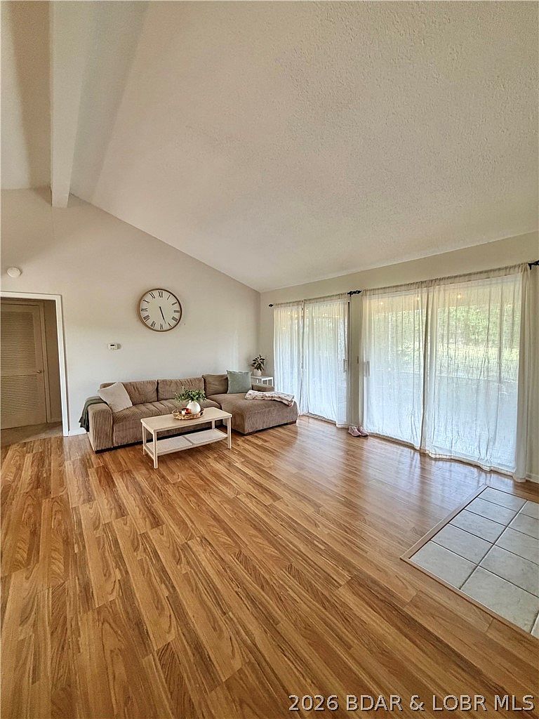 6 Canoe Ct — Tan Tar A Resort