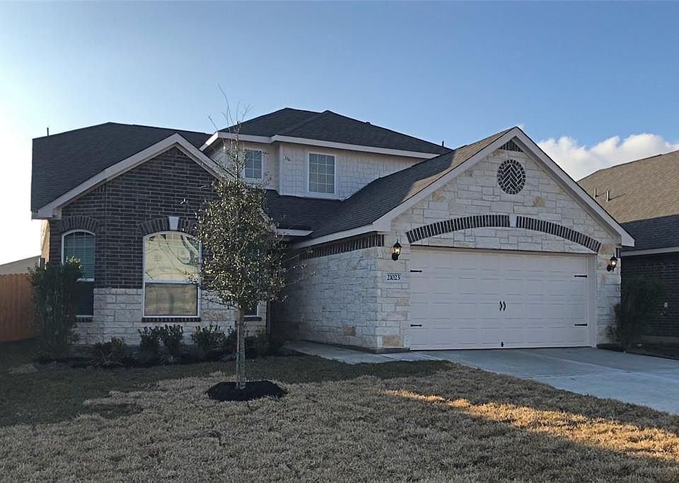1st image of 21023 Echo Manor Dr