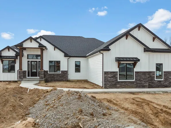 17813 Milazzo Cv, Huntertown, IN 46748