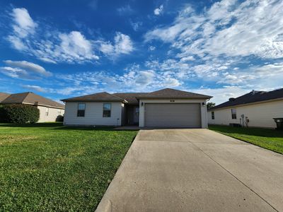 406 W Summit Street, Aurora, MO, 65605