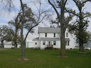 9847 E 1900 North Rd, Pontiac, IL 61764