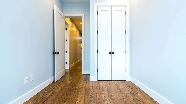 Rented by Nooklyn NYC LLC | media 41