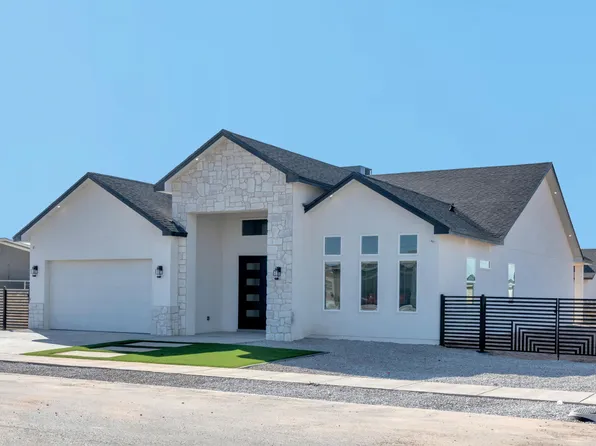 411 Joya Bonita Rd, Clint, TX 79836