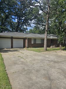 1821 S Independence St, Fort Smith, AR, 72901