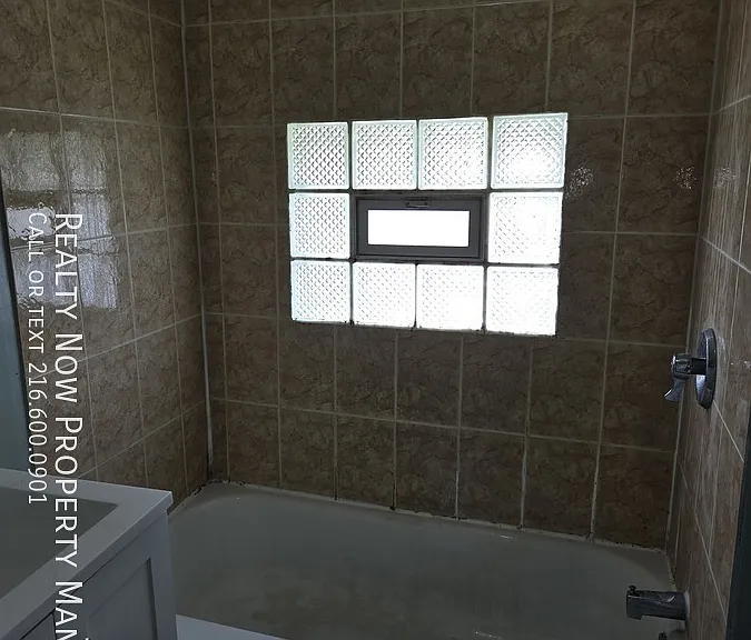 3475 W 46th St #2 — Photo 5