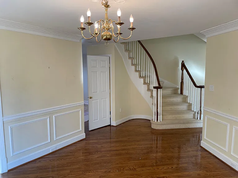 8118 Madrillon Ct — Photo 7