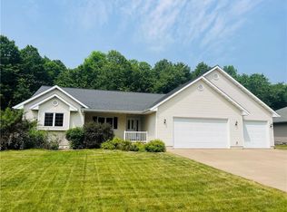 520 Linden Ave, Rice Lake, WI 54868