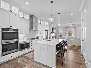 730 Elmwood Way, Roswell, GA 30075