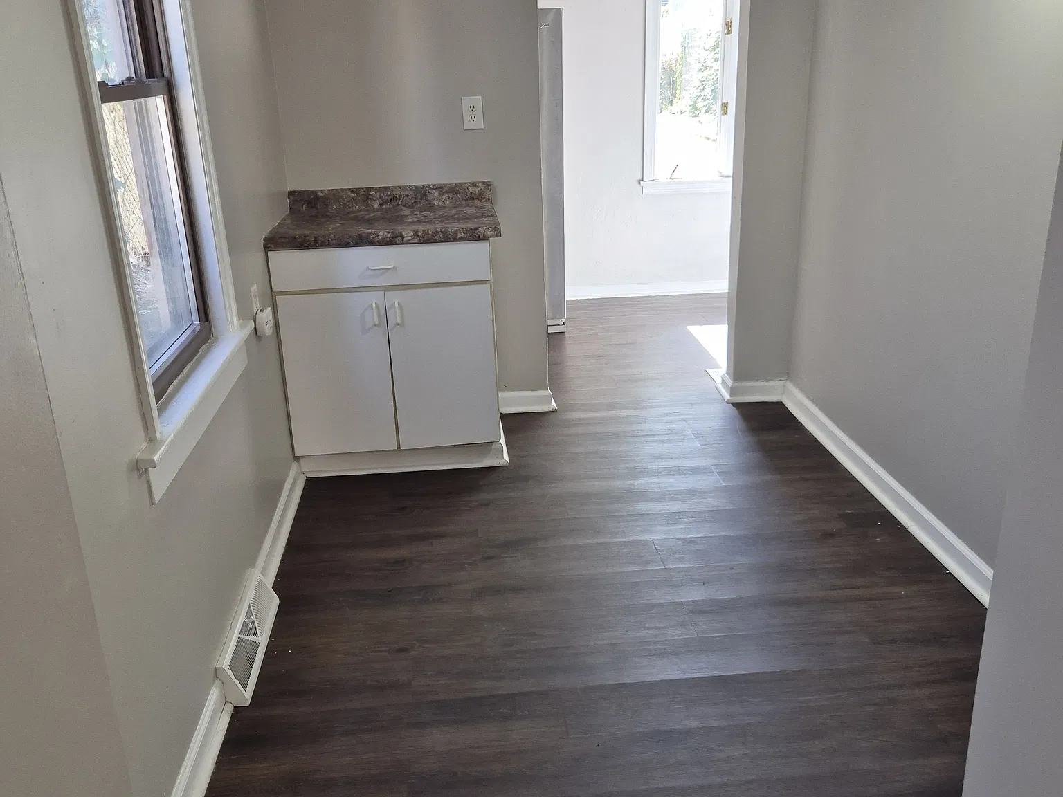 416 White Street - 1 — Photo 4