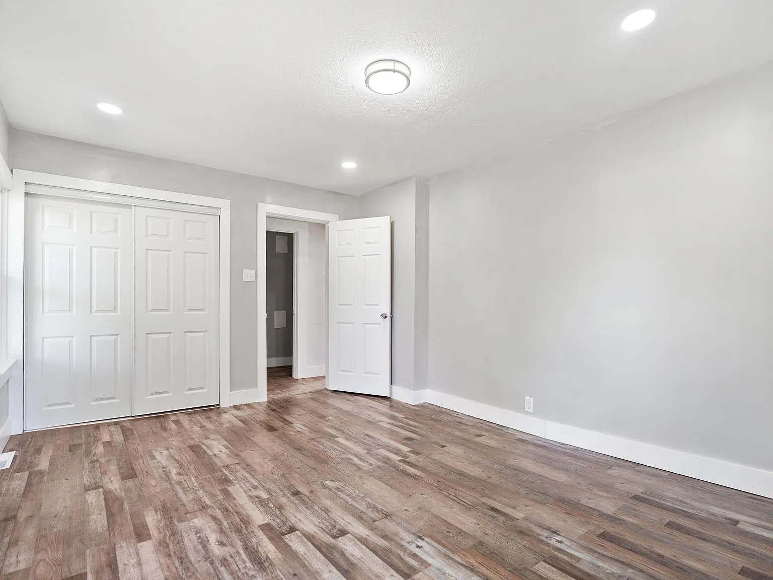3 bed, 1511 sqft, $1,999 — Photo 4