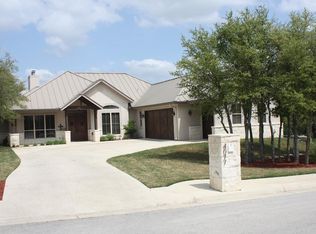 4077 Comanche Trace Dr, Kerrville, TX 78028