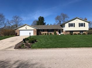 2123 Red Rock Dr, Dayton, OH 45431