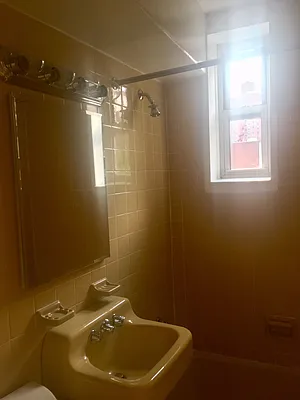 Rented by Comprehensive Management | media 8